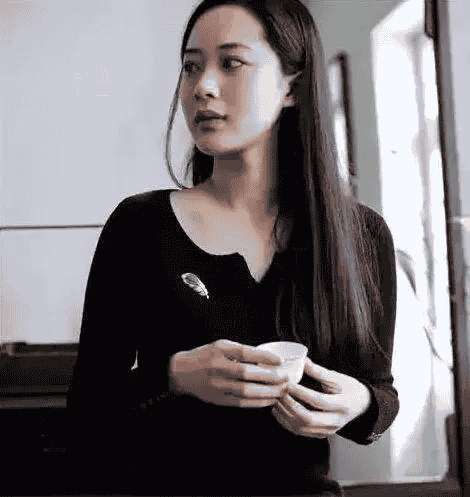 这几类人不适合佩戴翡翠手镯