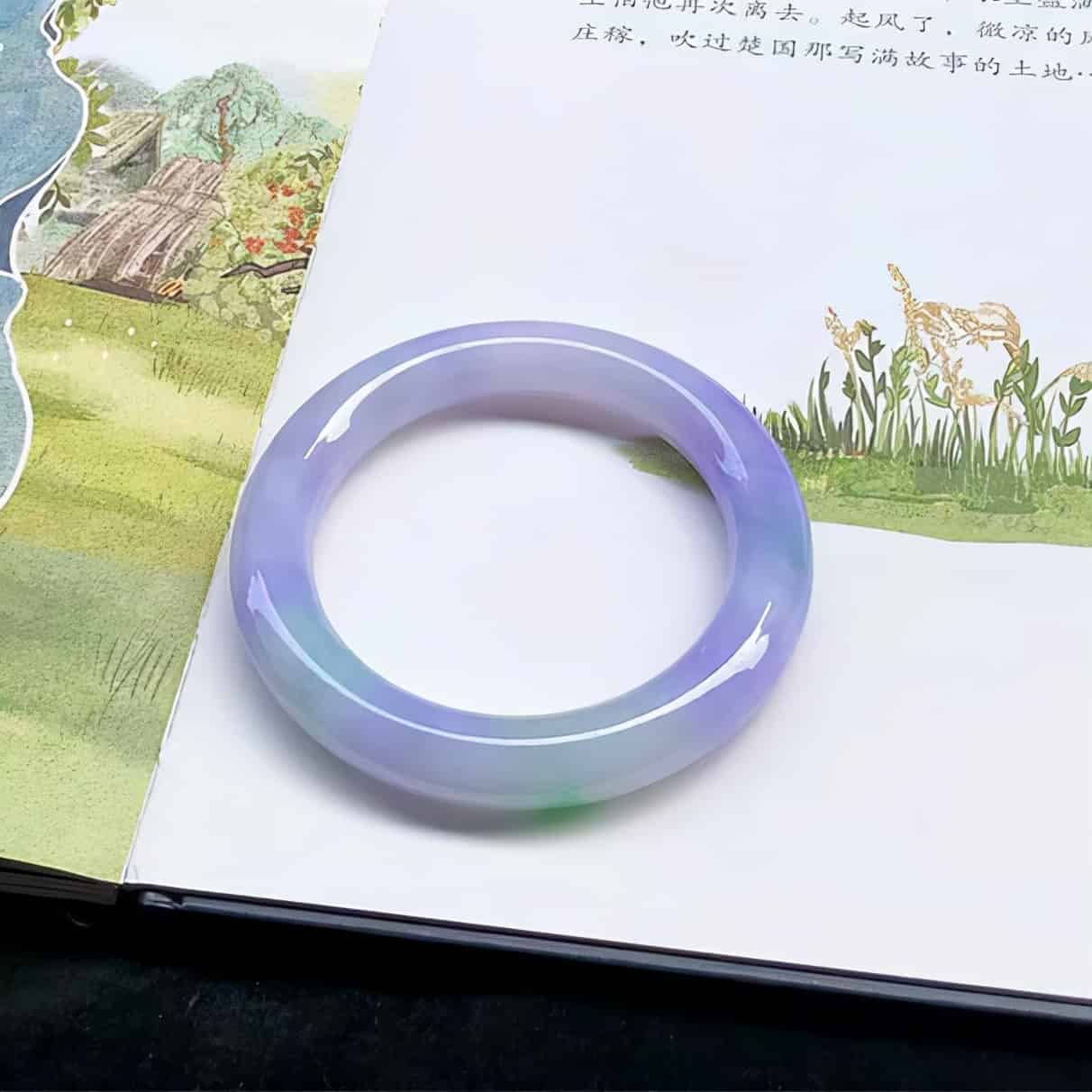 翡翠手镯怎么分辨真假？4招教你快速辨别真假翡翠手镯