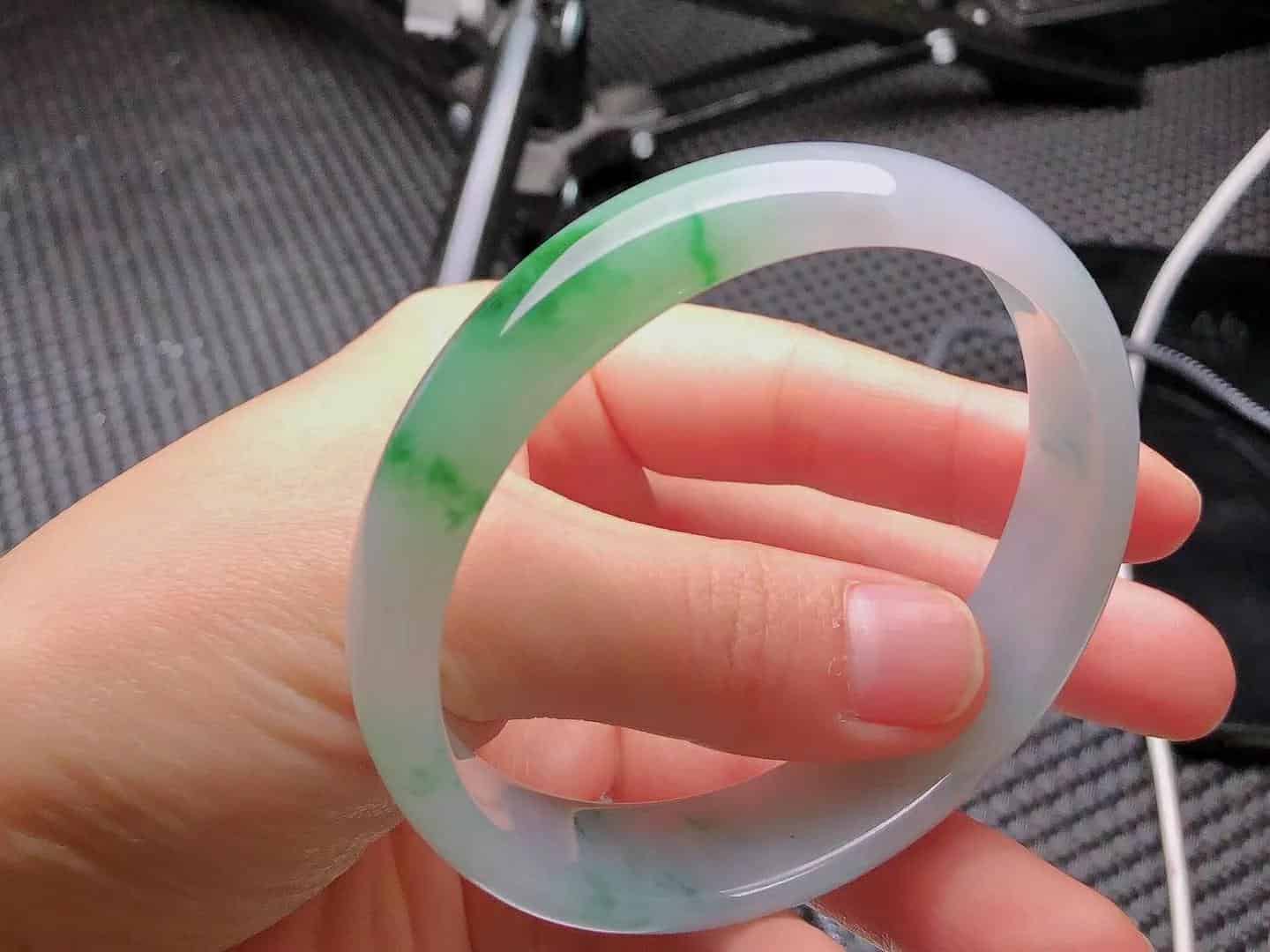 翡翠的常用鉴别方法（一）