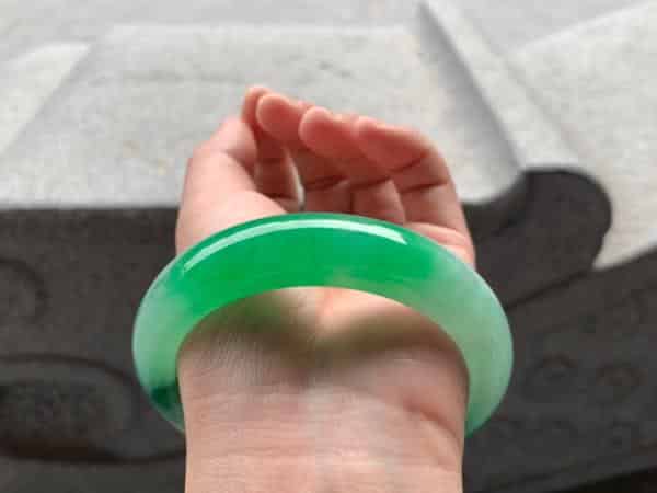 翡翠手镯颜色分类