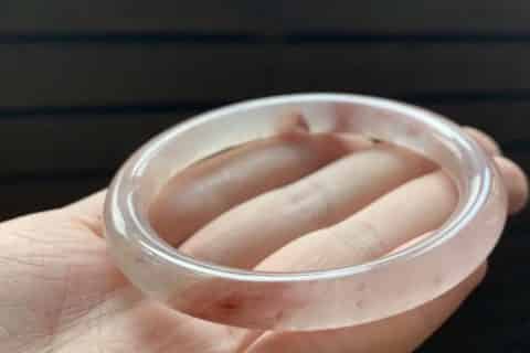 手镯圈口怎么算合适