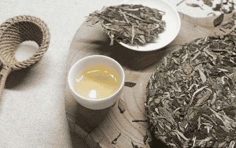 白茶与绿茶的区别