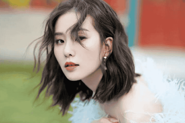黑茶色为什么染出来偏黄