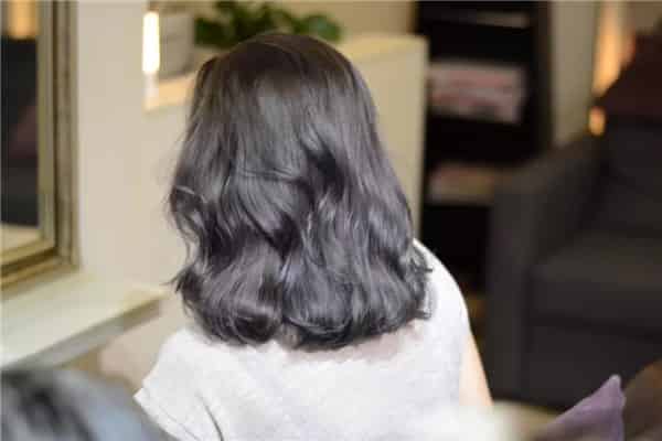 染发膏在手上如何洗掉