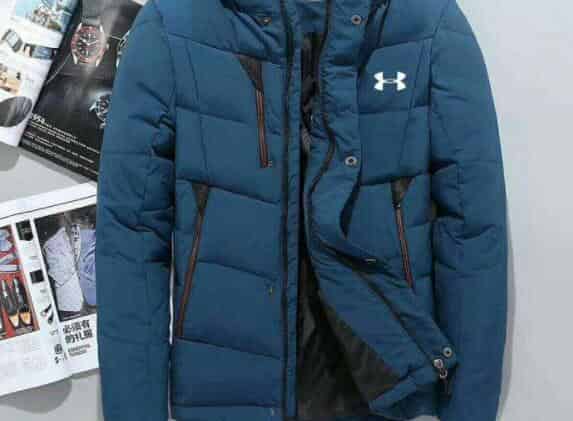羽绒服有油渍怎么去除