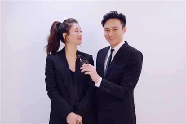 中长卷发怎么扎好看