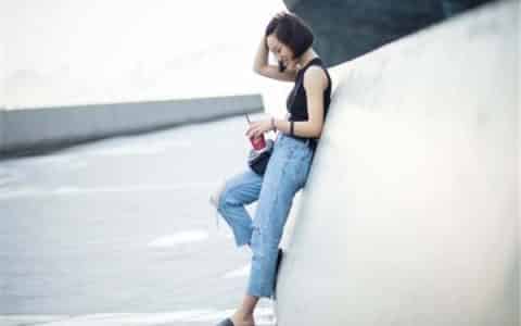 胖脸适合什么发型