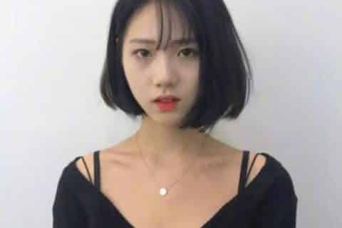 瓜子脸的发型如何选
