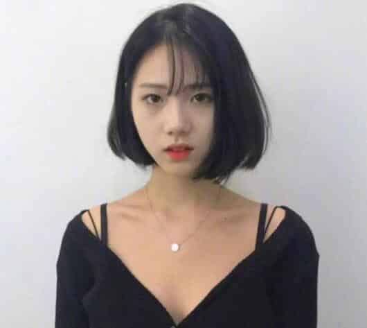 瓜子脸的发型如何选