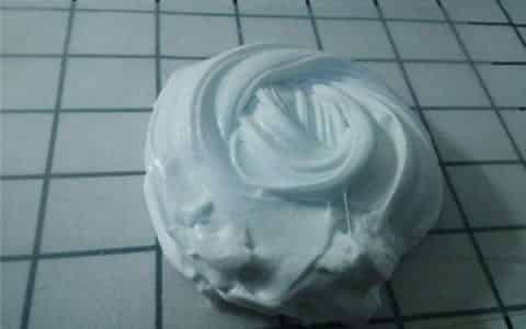 洗发露和牙膏做起泡胶