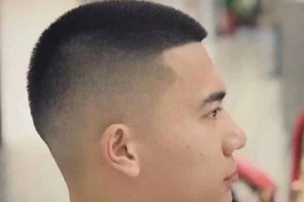 短发发型男有哪些