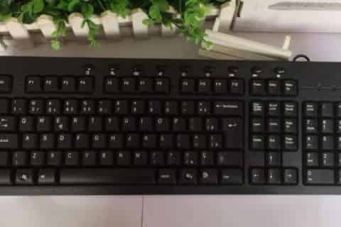 射击游戏键盘什么轴好