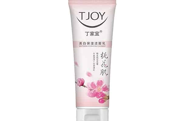 丁家宜洗面奶有没有泡沫?