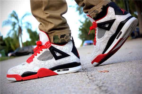 aj4鞋码偏大还是偏小