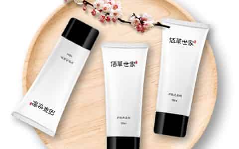 油性痘肌用什么洗面奶