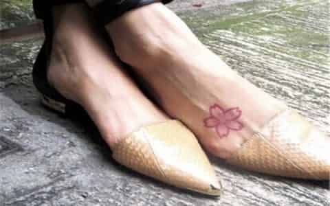 脚背纹身禁忌