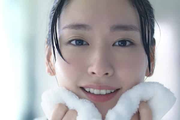 旁氏洗面奶含皂基吗