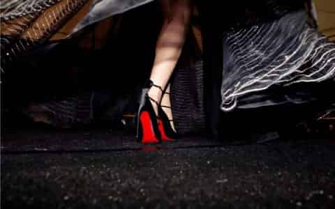 christian louboutin哪个集团