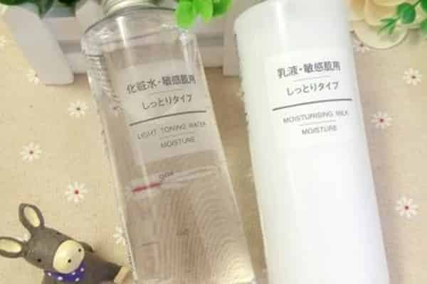 防晒霜可以直接涂在脸上吗