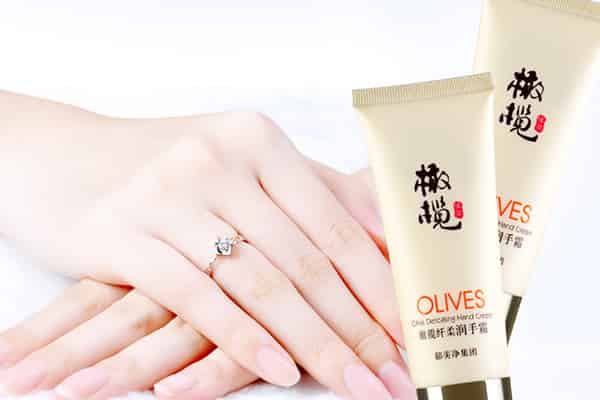 郁美净擦手可以吗