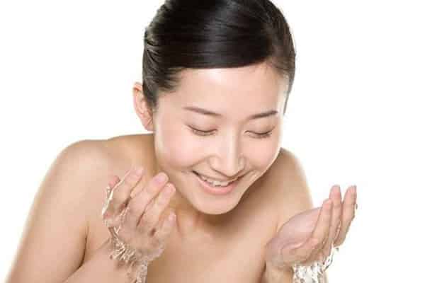 敷面膜前后的正确步骤