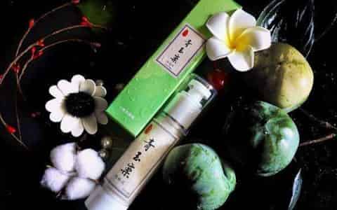 油皮痘痘肌用什么洗面奶