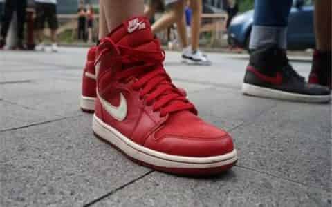 aj1女鞋码偏大还是偏小