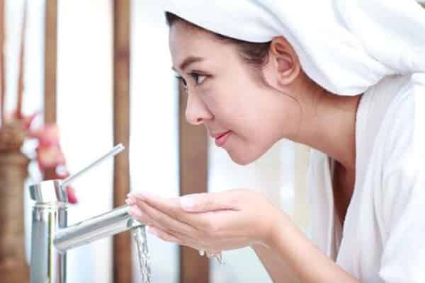 玉兰油哪款洗面奶温和