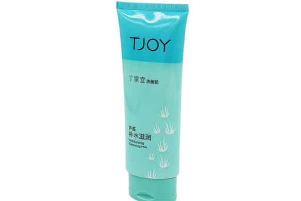 丁家宜补水洗面奶好用吗