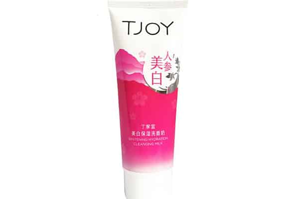 丁家宜洗面奶和妮维雅洗面奶哪个好?
