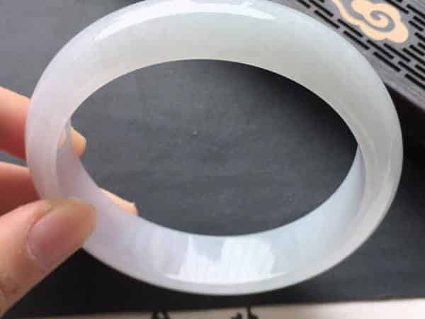 玉石含甲醛吗?(2022引荐玉石有甲醛成分吗)