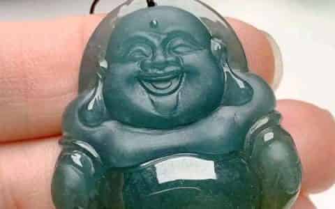 缅甸翡翠是天然的吗,缅甸翡翠属于天然翡翠吗?
