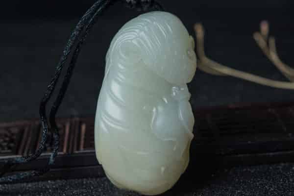 玉石有白色的吗 白色的玉石怎样
