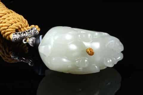 玉水是玉石吗 玉水属于玉石吗