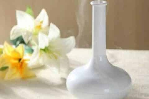加湿器可以加香水吗