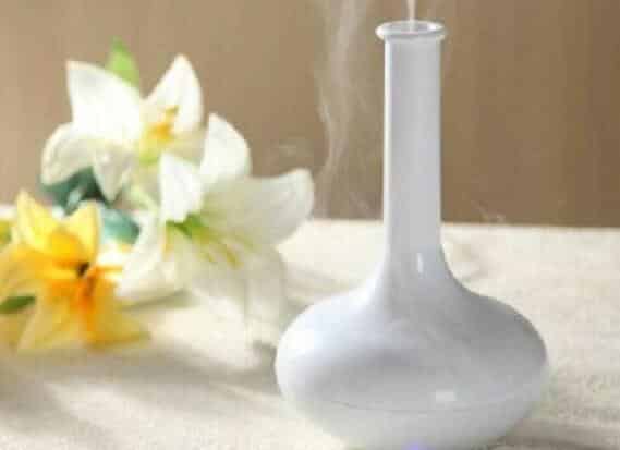加湿器可以加香水吗