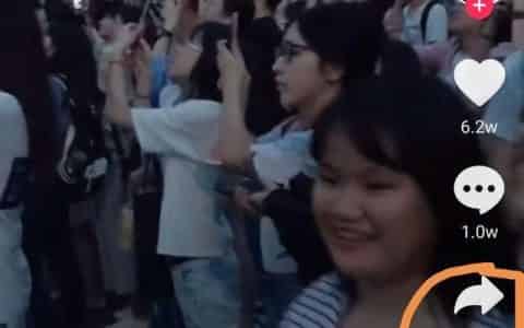 如何将抖音里面喜欢的短视频下载到手机里观看？